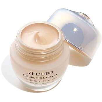 Future Solution LX Total Radiance Foundation SPF15 - Tekutý make-up 30 ml